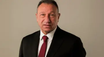 الخطيب يهدي التهنئة للاعبي فريق اليد رجال في دوري المحترفين